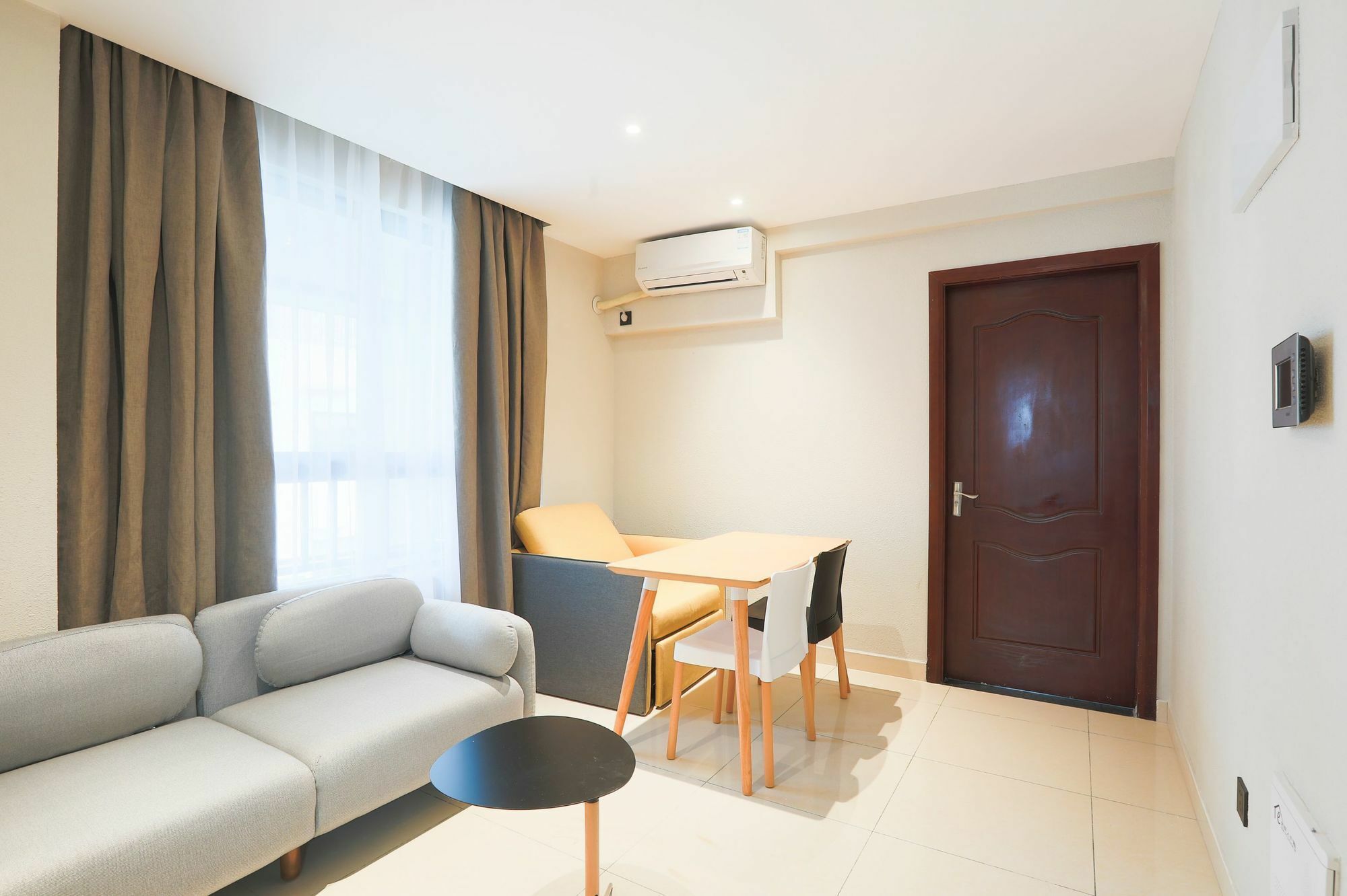 Cheng Jia Service Apartment Shanghai Qi Bao Hua Lin Road Bagian luar foto